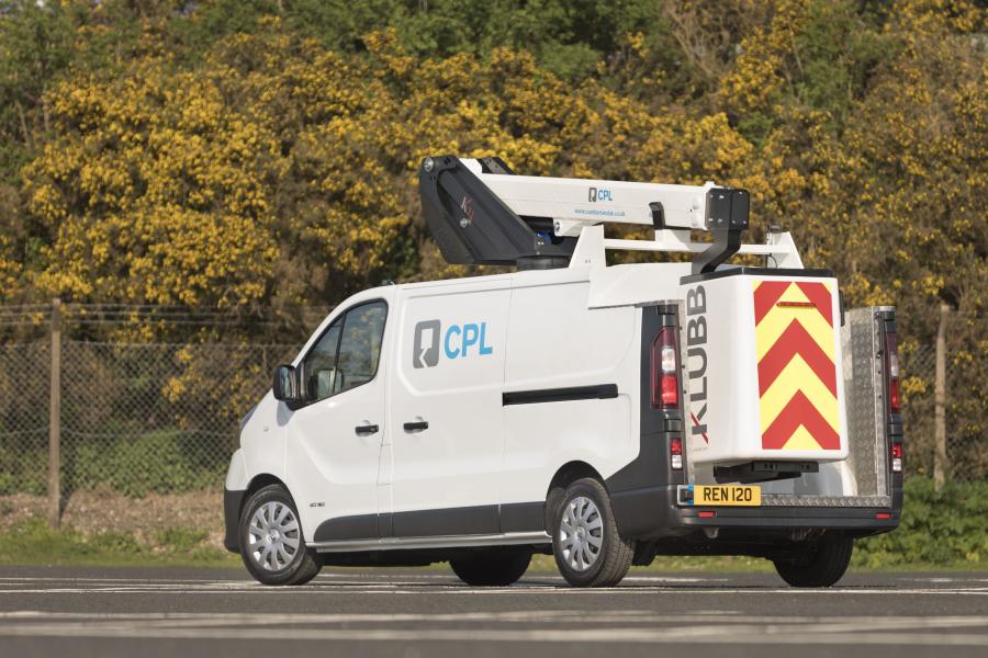  Renault Trafic Cherry Picker 2018 года  (UK) (фото 2 из 3)